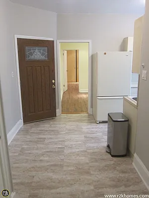 Rented by Realty 2000 Corp | media 11