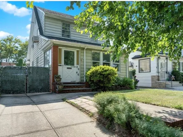 8946 215th Place, Queens Village, NY 11427
