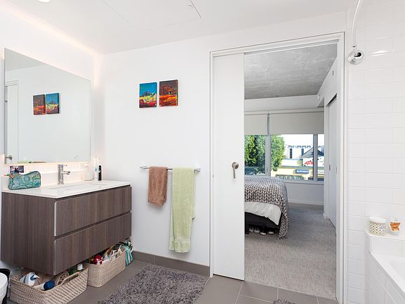 4th image of 338 Potrero Ave Unit 306