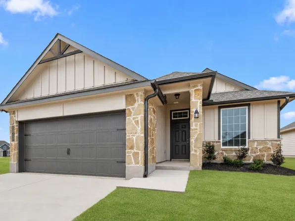4717 Holm Oak Rd, Bryan, TX 77845