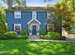 920 Church Rd, Lake Forest, IL 60045