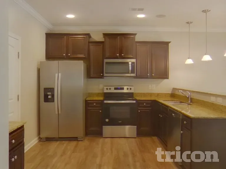 665 Dawsons Park Way — Photo 5