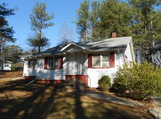 712 E Railroad Ave, Des Moines, IA 50309