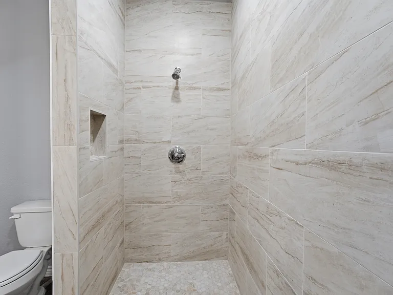 3109 Clinkenbeard Dr #3107B — Photo 22