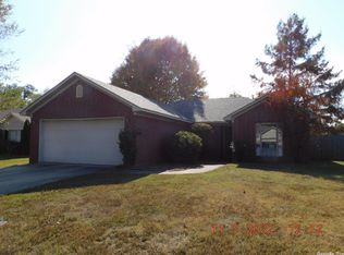 4515 Hawkins Dr, Conway, AR 72034