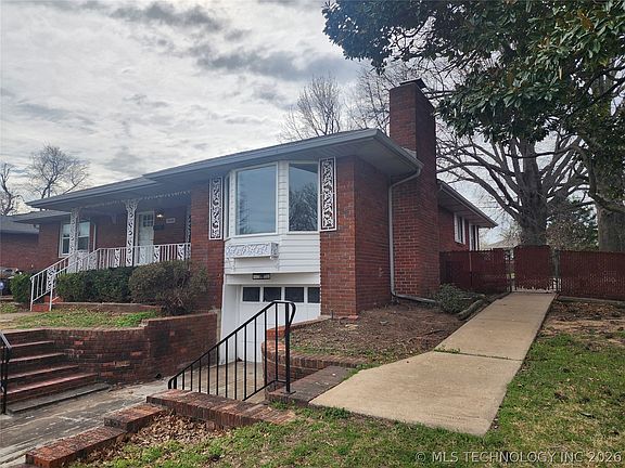 4th image of 7806 E 3rd St
