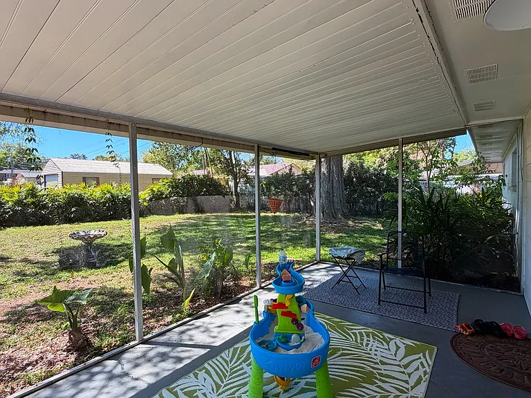 1515 Orangewood Dr — Photo 11