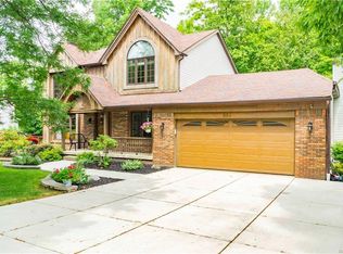 230 Independence Dr, Orchard Park, NY 14127