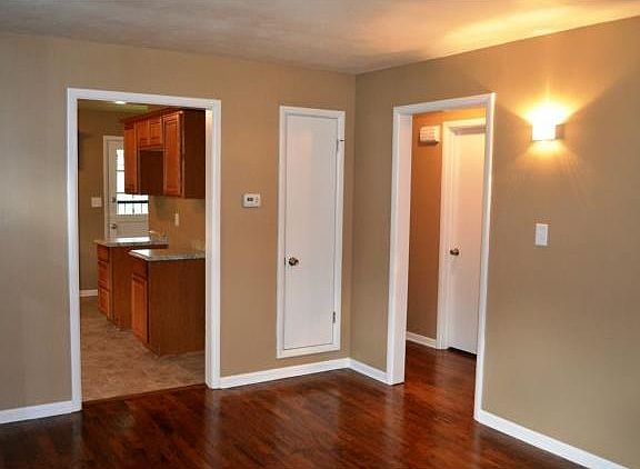5th image of 2207 N 9th St