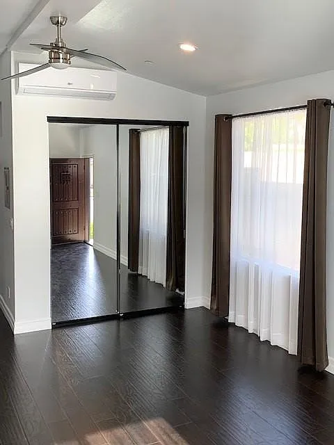 Studio, 500 sqft, $2,000 — Photo 4