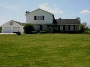 26540 S Mc Kinley Woods Rd, Channahon, IL 60410