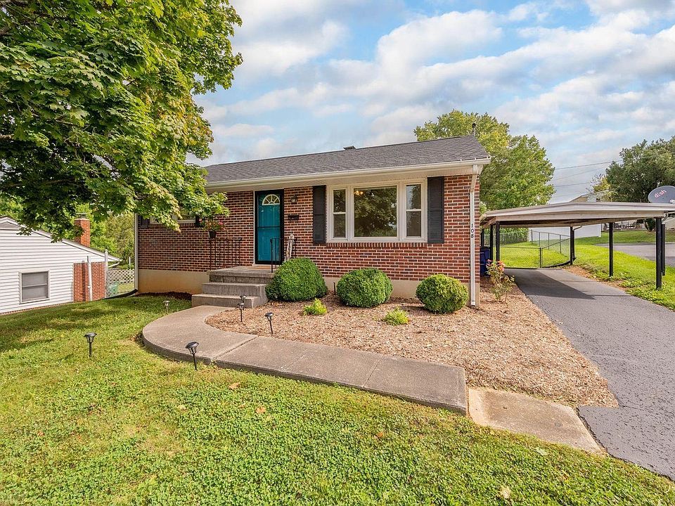 1st image of 108 Roundhill Dr