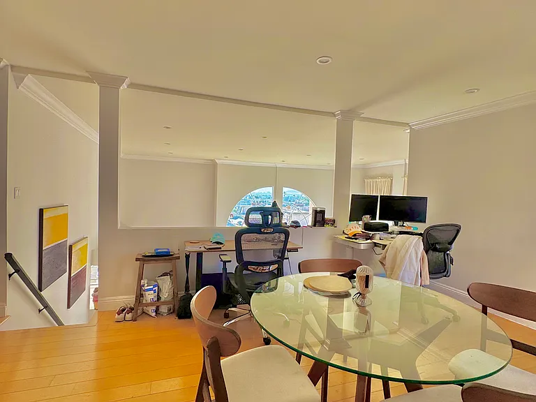 11812 Gorham Ave #Penthouse 2 — Photo 16