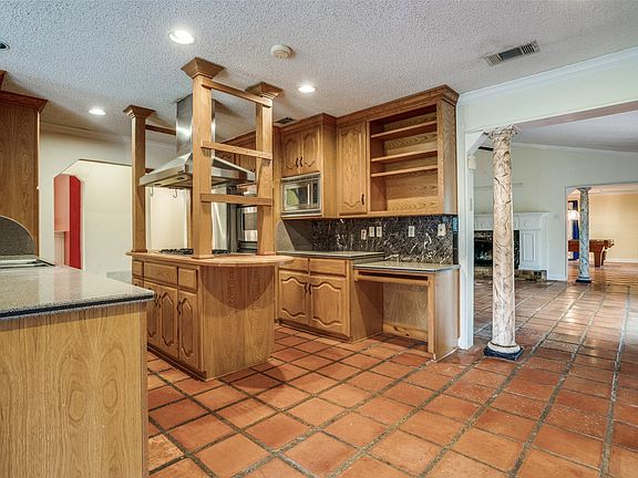 5th image of 1620 Mamie Rd