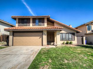 6855 Ginger Ln, Fontana, CA 92336