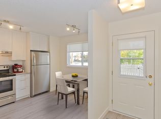 Ridgeview Gardens, Calgary, AB T2C 2N1
