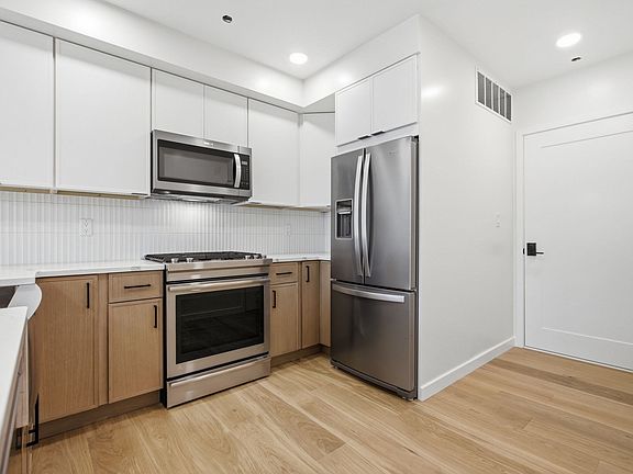 3rd image of 457 W Broadway #203