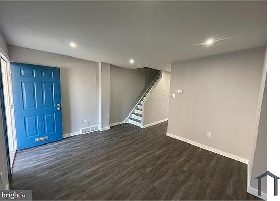 1st image of 22 E Collom St
