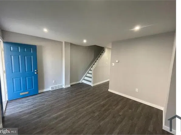 22 E Collom St, Philadelphia, PA 19144