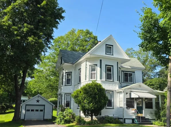 77 Vestal Ave, Hancock, NY 13783