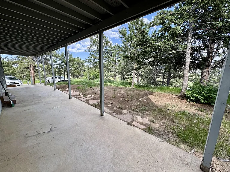 11922 Hillcrest Rd — Photo 31