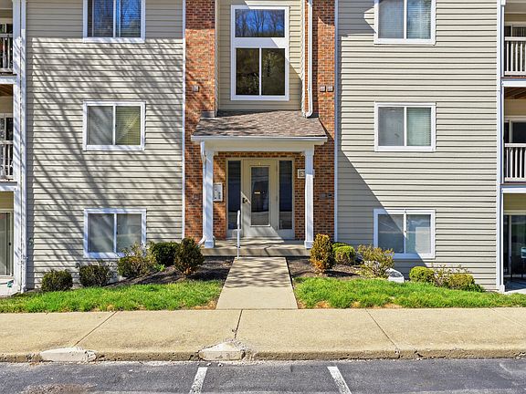 4th image of 380 Timber Ridge Dr Unit 11