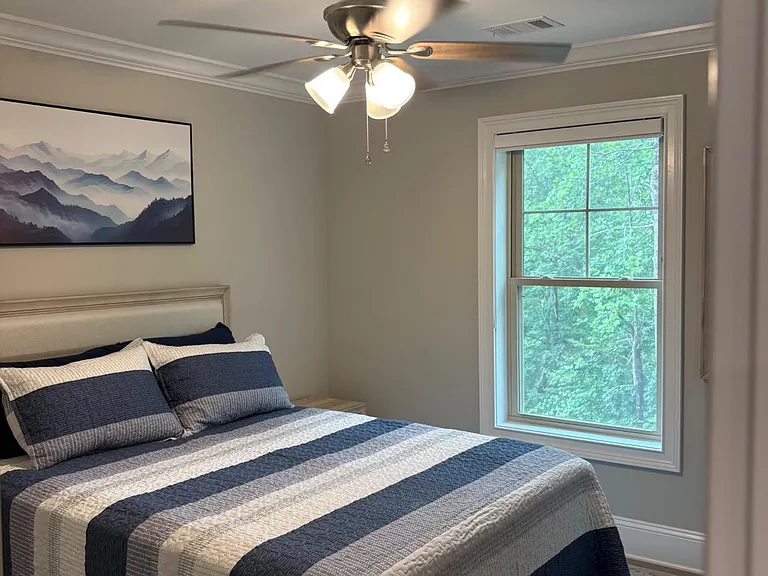 76 Hatch Dr — Photo 5