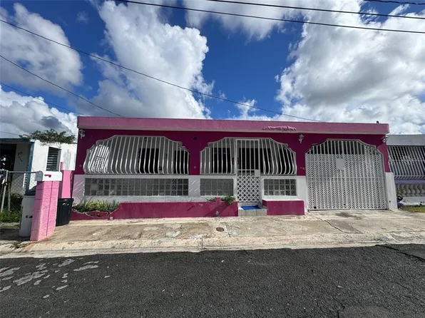 Calle 38 Extension Parque Ecuestre #H-33, Carolina, PR 00987