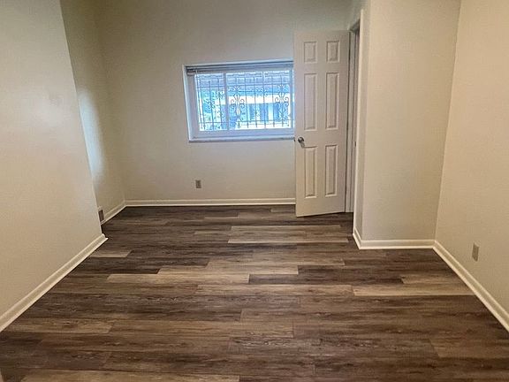 4th image of 364 Oakland Ave #1