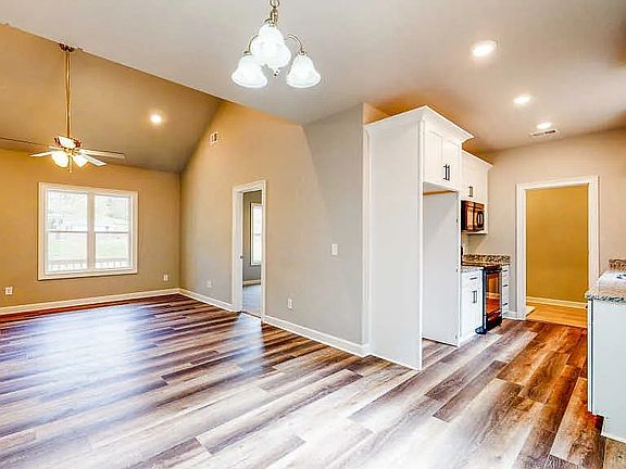 5th image of 1512 Williamson Rd