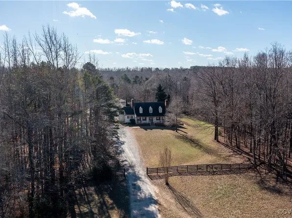 1048 Horseshoe Bend Rd, Keysville, VA 23947