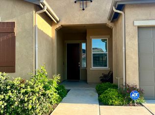 9909 Stockholm Place, Bakersfield, CA 93306