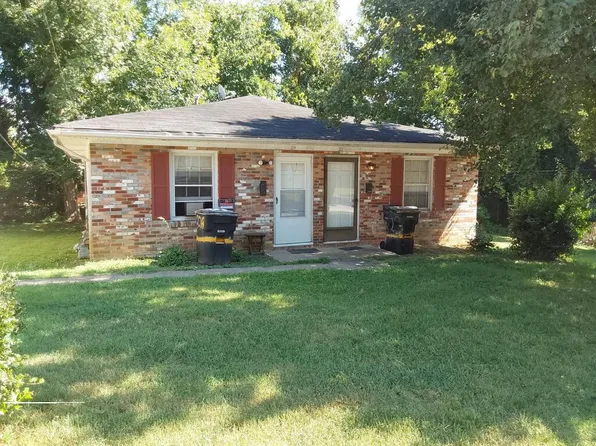 322-324 Gray St, Danville, VA 24541