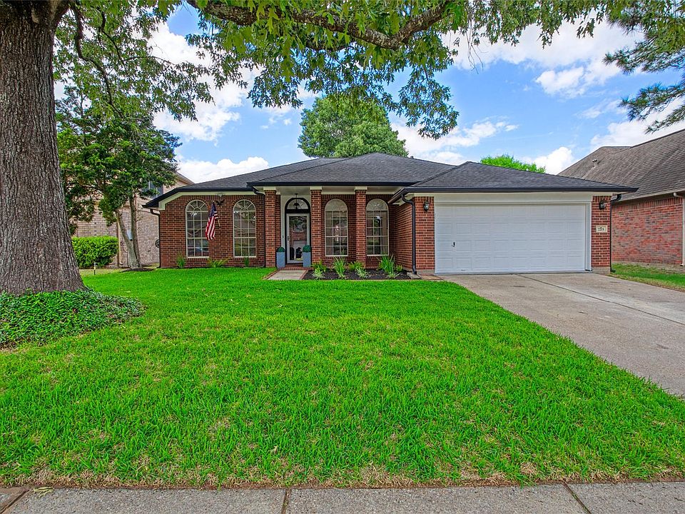 1st image of 7215 Oak Walk Drive