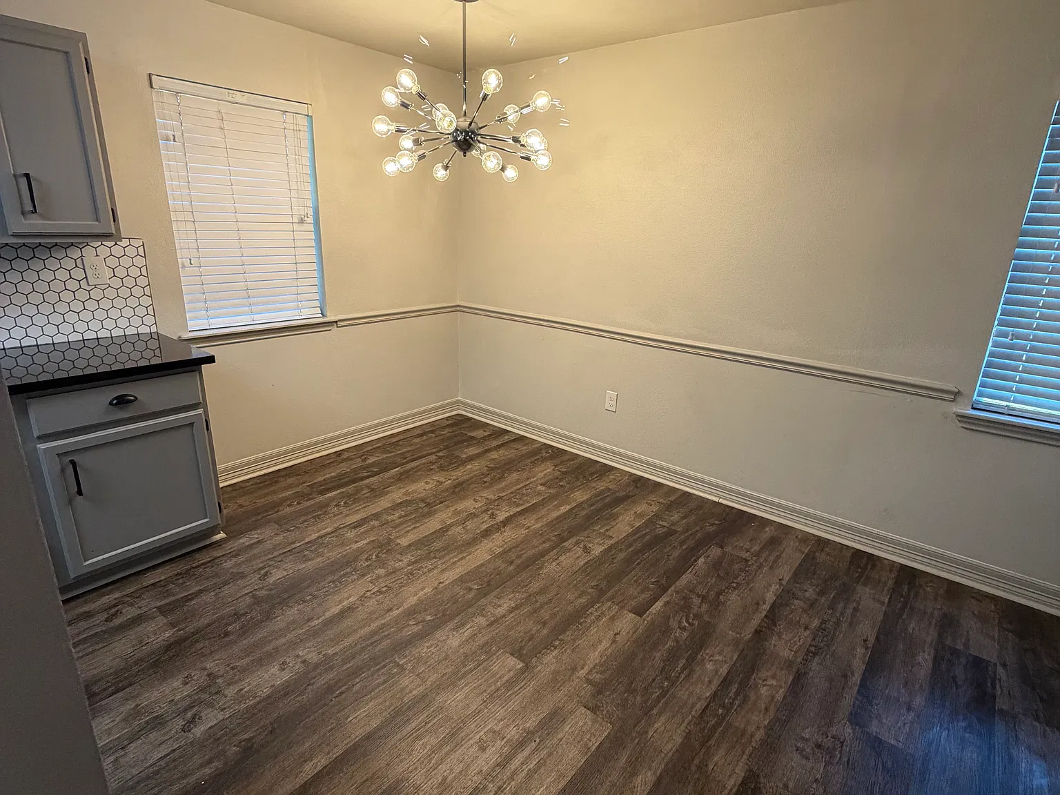 3 bed, 1400 sqft, $1,650 — Photo 2