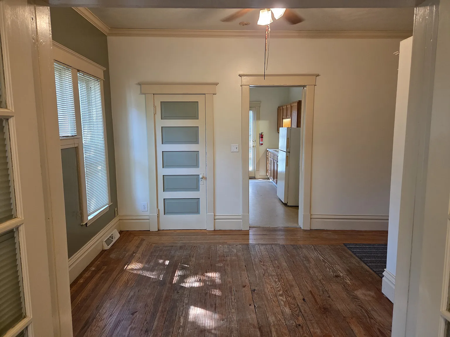 807 Ferris Ct - 1 — Photo 2