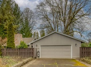 17900 SW Arborcrest Ct, Beaverton, OR 97003