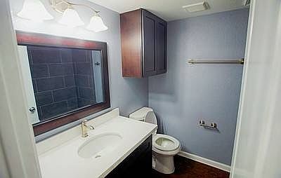 5th image of 720 Benge Dr APT 1