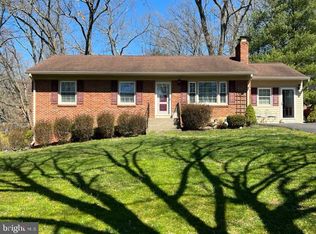 21111 Woodfield Rd, Gaithersburg, MD 20882