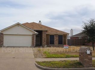 217 Windsor Dr, Forney, TX 75126