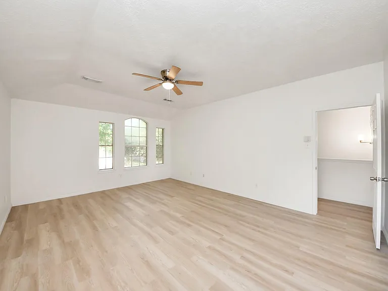 3046 Texas Oak Dr — Photo 14