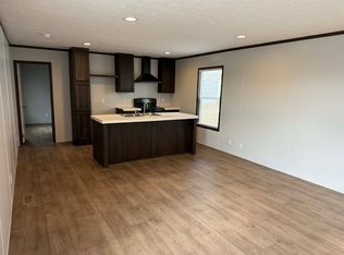 114 Shady Grv, Sanger, TX 76266