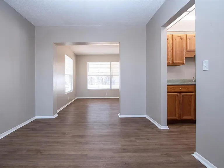 802 Buttonwood Dr — Photo 11