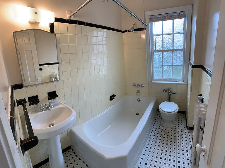 2841 Thornhill Rd — Photo 80