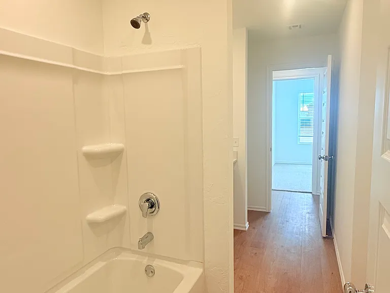 16217 Lovers Ln — Photo 17