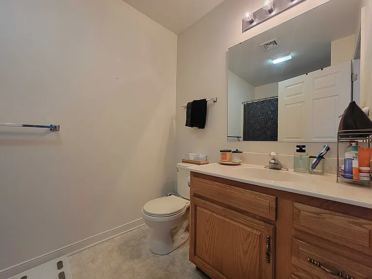 183 Tom Ave #C — Photo 13