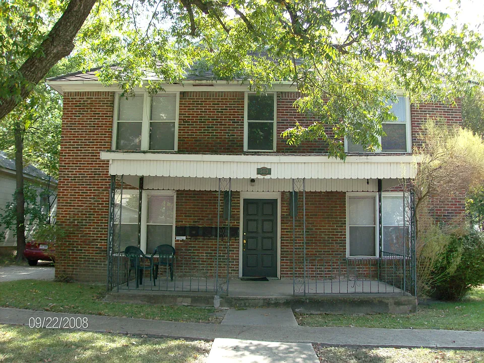 503 N 4th St #B