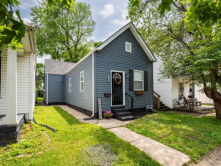 1408 Culbertson Ave — Photo 2