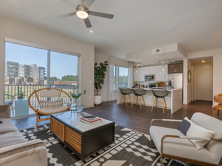 Open Floorplans with Large Kitchens, Living Rooms, and Dining Areas (Oasis Floorplan)