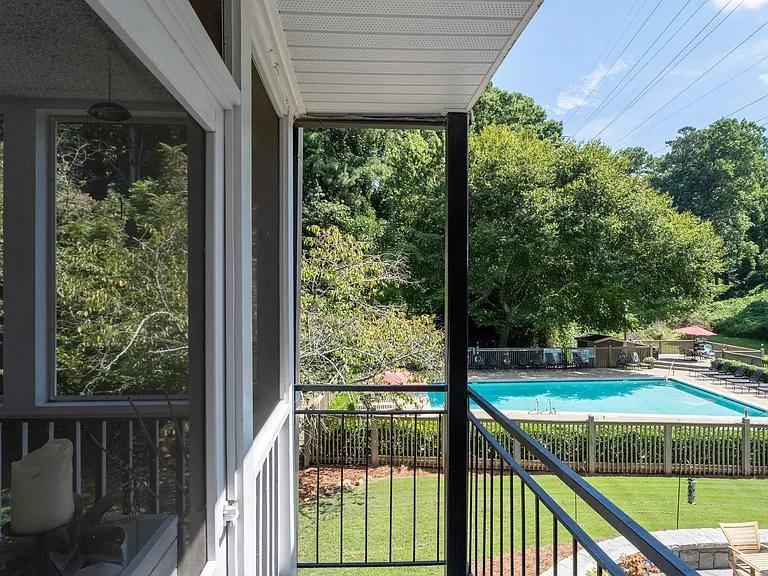 1445 Monroe Dr NE — Photo 17